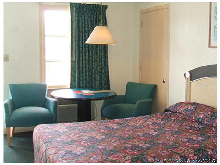 Scottish Inn And Suites Perry Δωμάτιο φωτογραφία