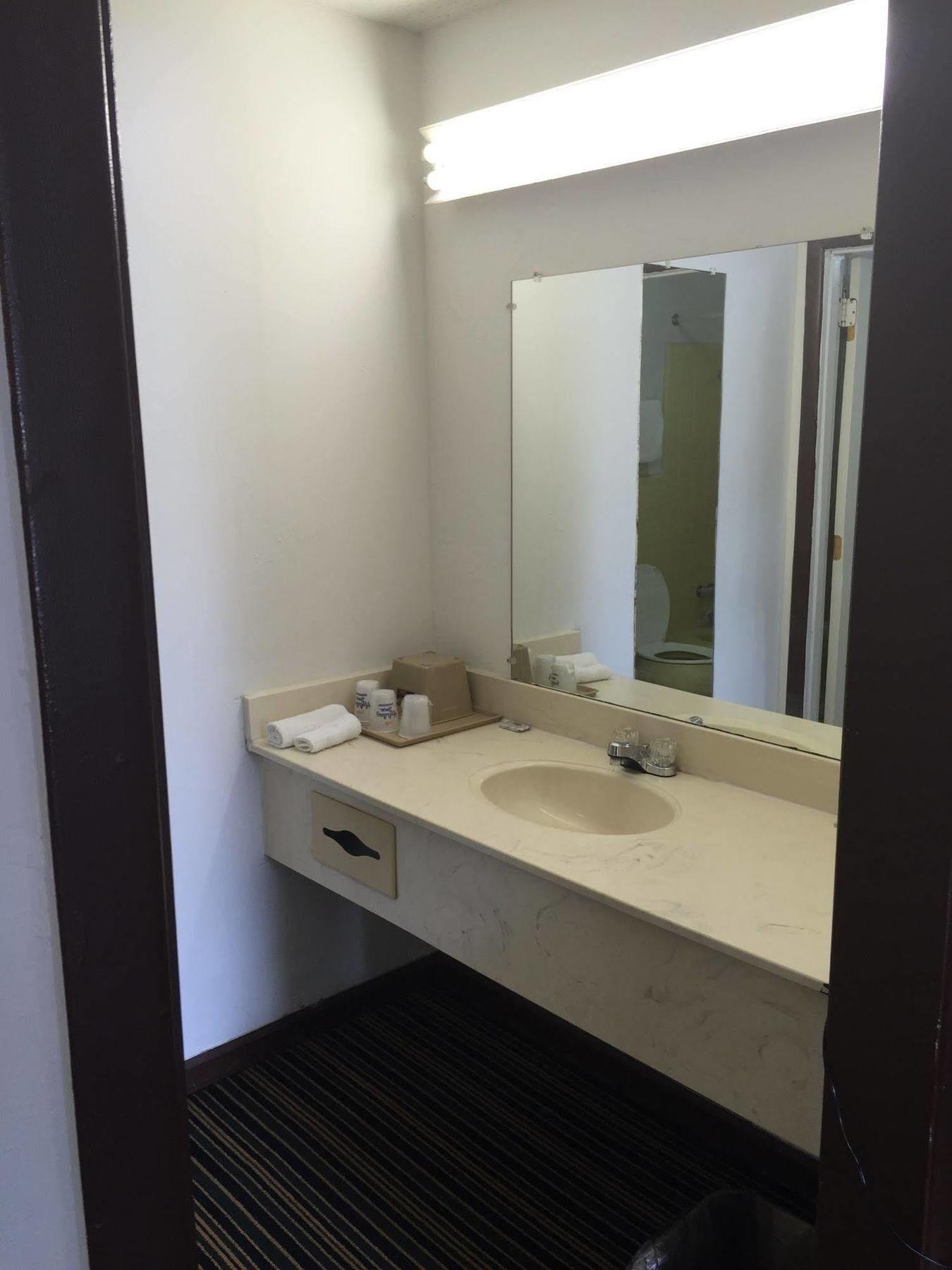 Scottish Inn And Suites Perry Εξωτερικό φωτογραφία