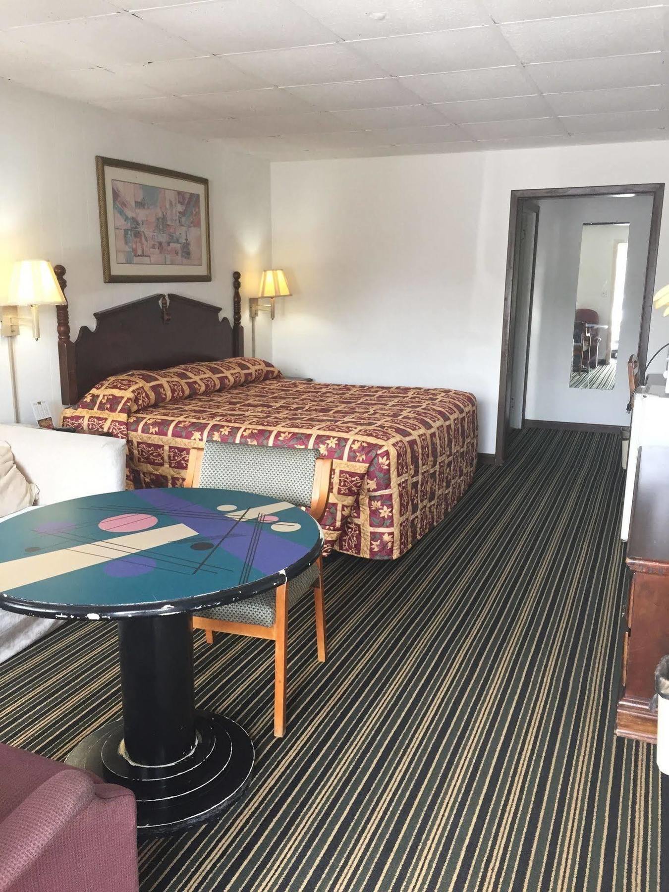 Scottish Inn And Suites Perry Εξωτερικό φωτογραφία