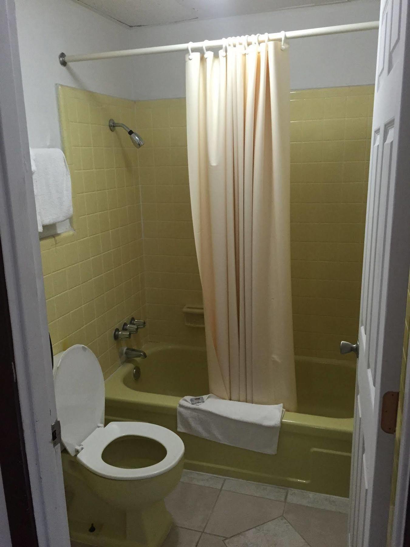 Scottish Inn And Suites Perry Εξωτερικό φωτογραφία