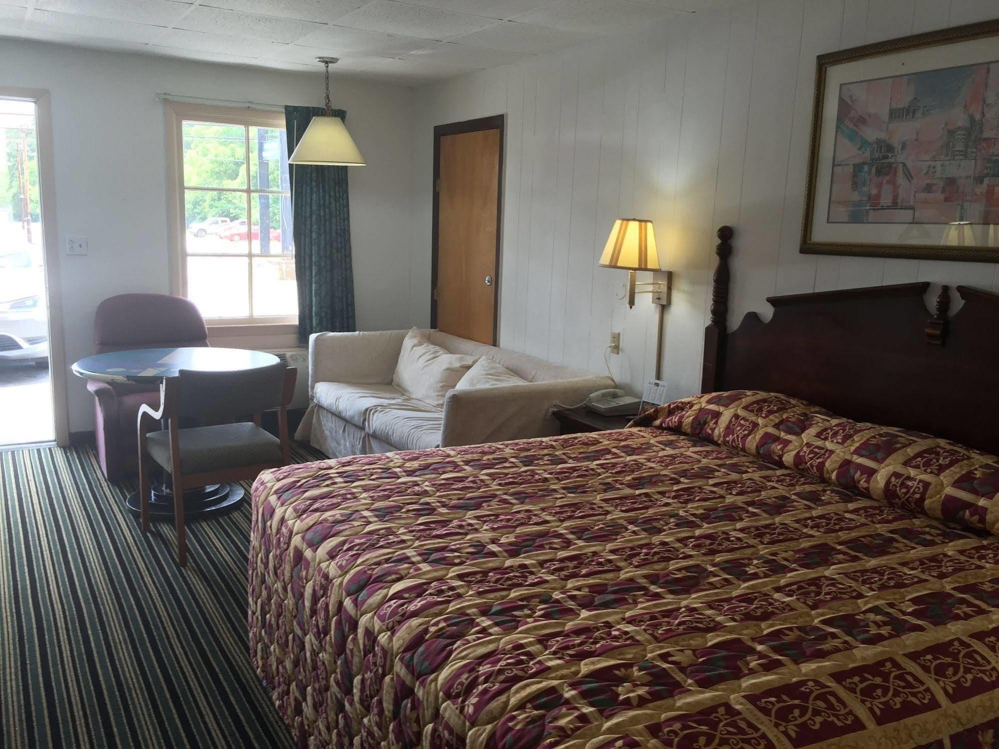 Scottish Inn And Suites Perry Εξωτερικό φωτογραφία